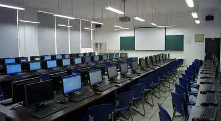 大連科技學院信息科學與技術學院計算機硬件開發專業 培養未來科技創新的硬件工程師